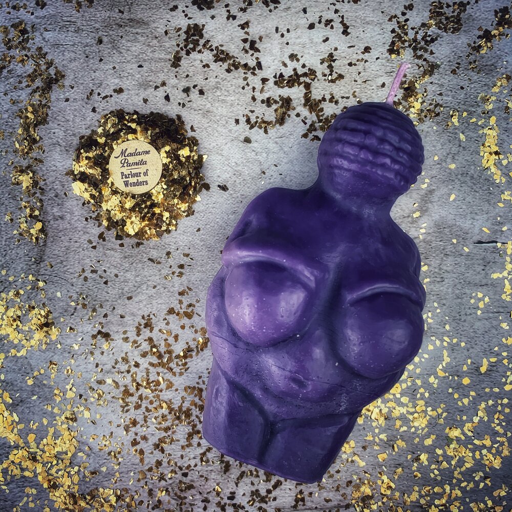 Beeswax Goddess of Willendorf Spell Candle - Feminine Power & Fertility Magic